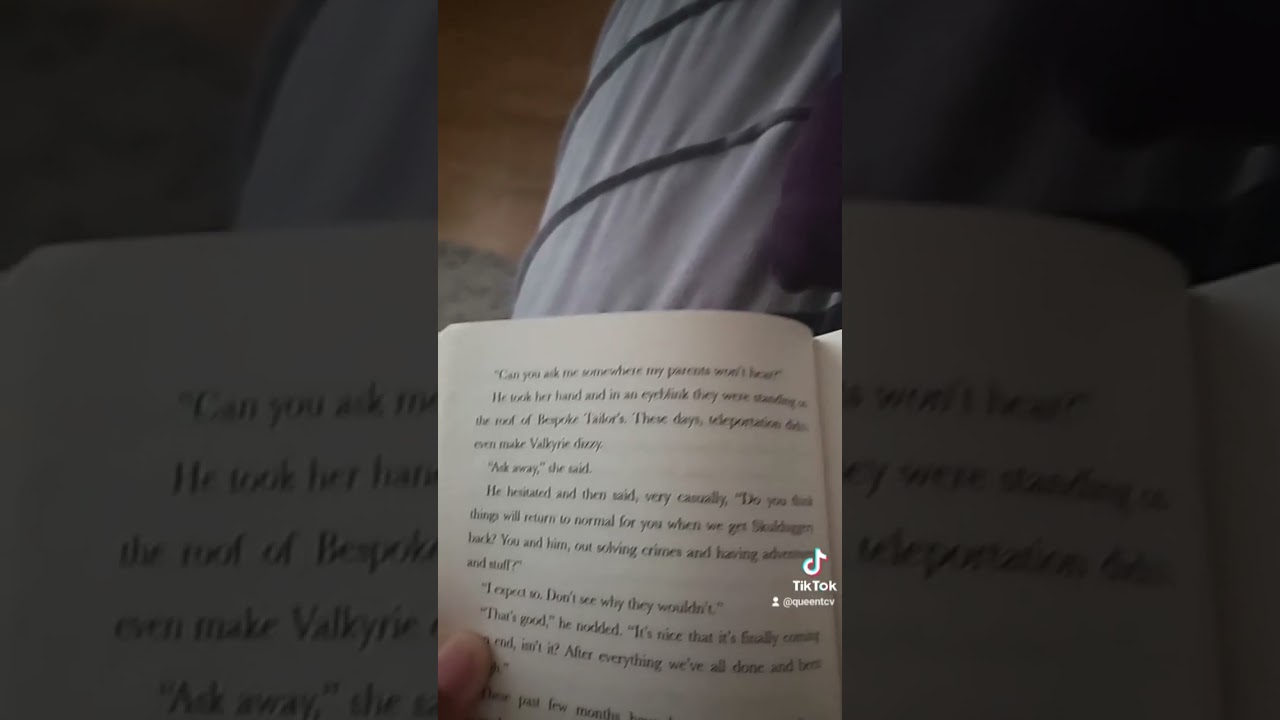 Anyone else ever read Skulduggery Pleasant?