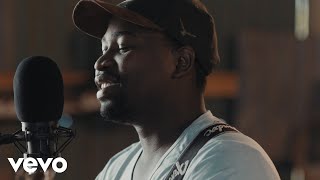 Video thumbnail of "Refentse - Oom Faan Se Plaas (Live at The Shack, Pretoria, 2017)"