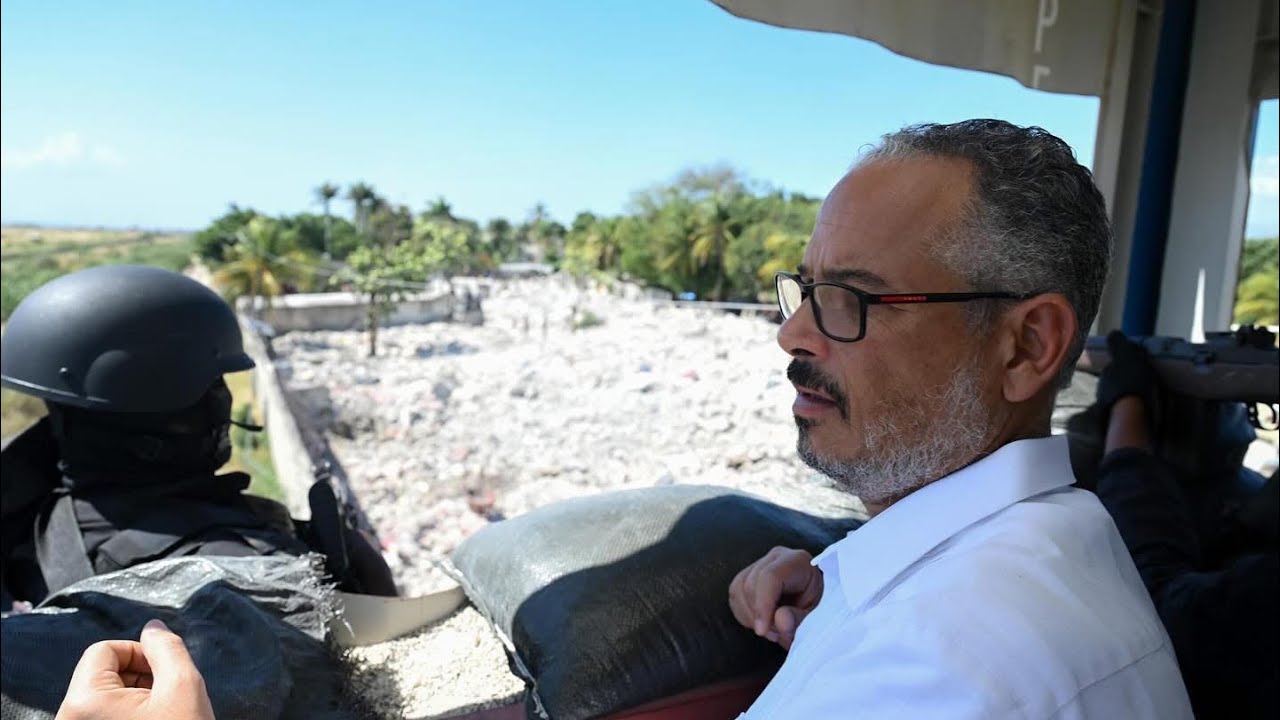 Premye Minis Alix Didier Fils Aimee vizite Aeroport Toussaint Louverture