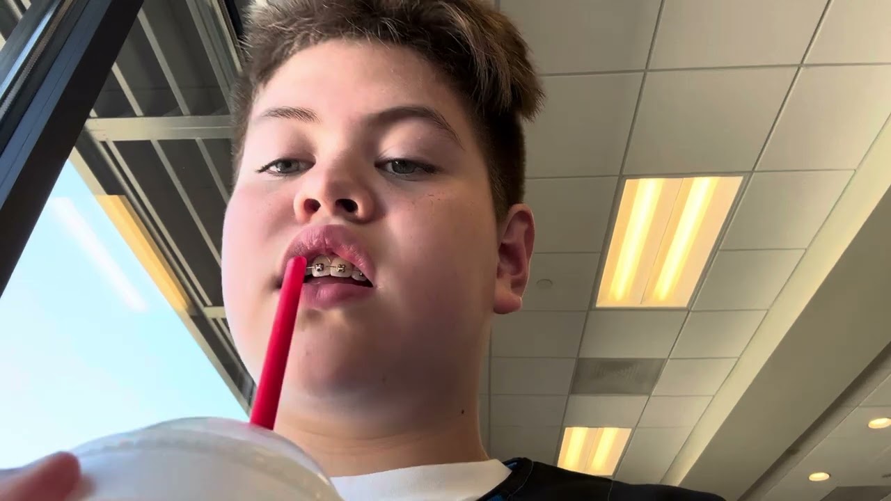 Julian Try The Peach Frosed Lemonade