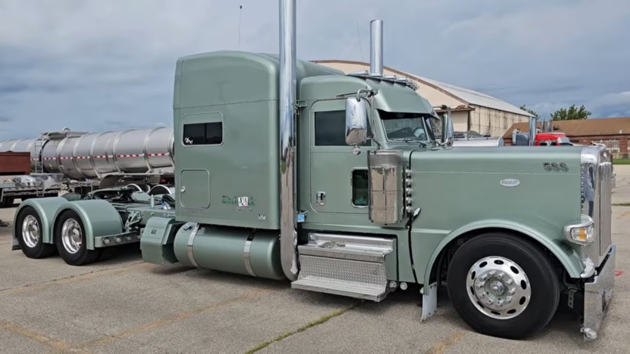 Custom Semi Truck Show 2025 "Large Car Shootout"