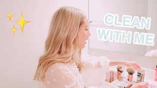 clean with me + heart to heart chat 💛 vlogmas day 3