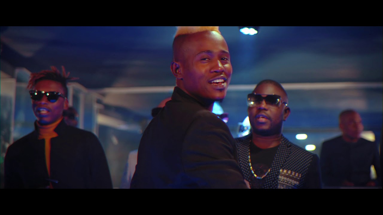 Extra Musica Nouvel Horizon - Maman Bonheur (clip officiel)