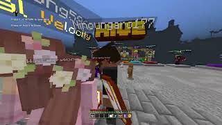 (DOESN'T WORK ANYMORE) How To Get Old Minecraft Bedrock UI Back