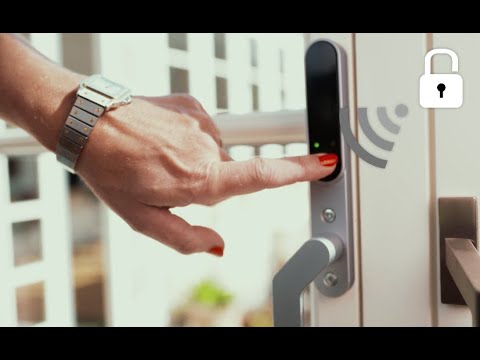 Smart Lock Terrassedør, din smartphone forbindes til låsen når du kommer hjem.
