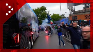 Inter campione d'Italia, bus nerazzurri arriva allo stadio per gara contro Torino: tifosi in delirio