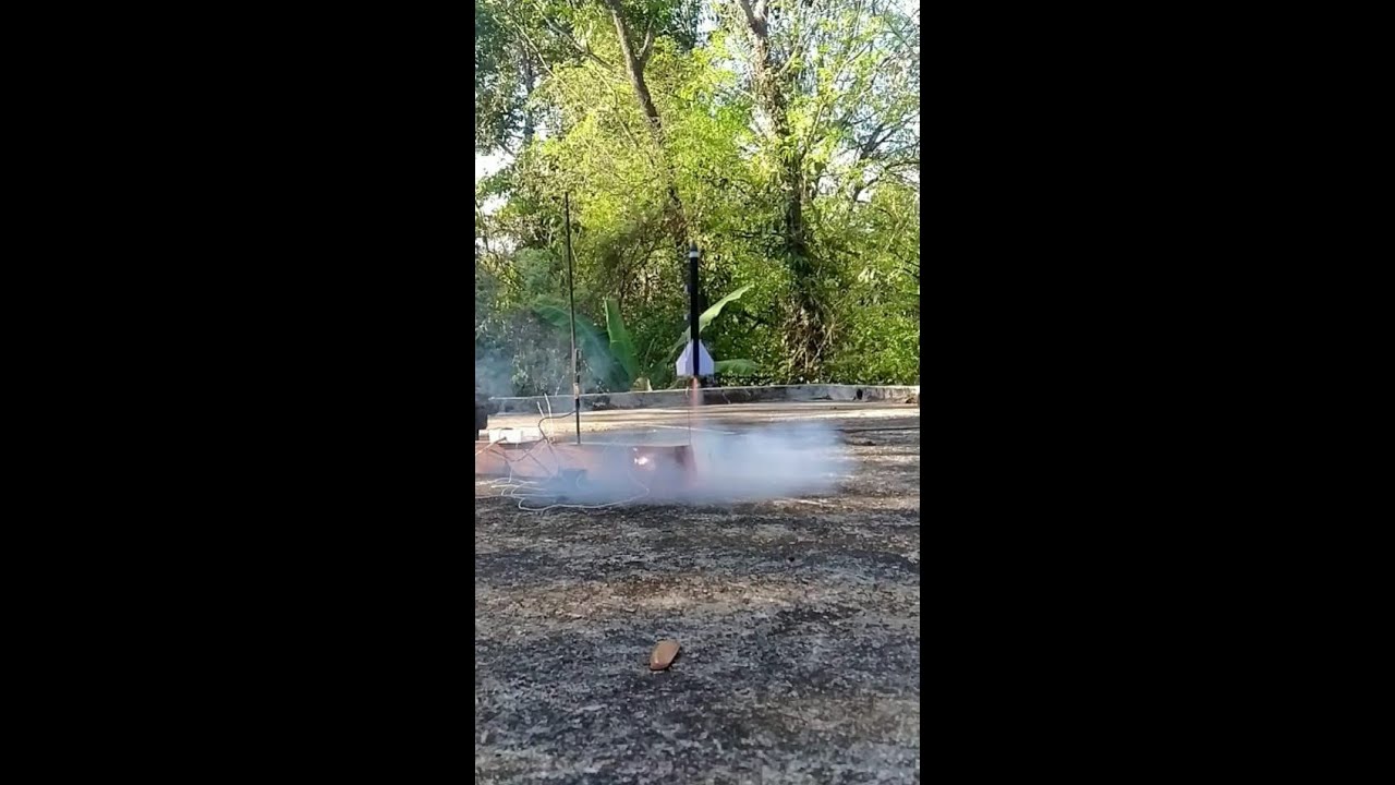 Our rocket didn't make it! | model rocket test | 