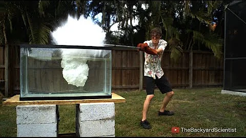 Pouring Molten salt into Water - Explosion!