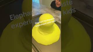 Elephant toothpaste Expirement #scienceexperiment #elephanttoothpaste #sciencefun #chemicalreaction
