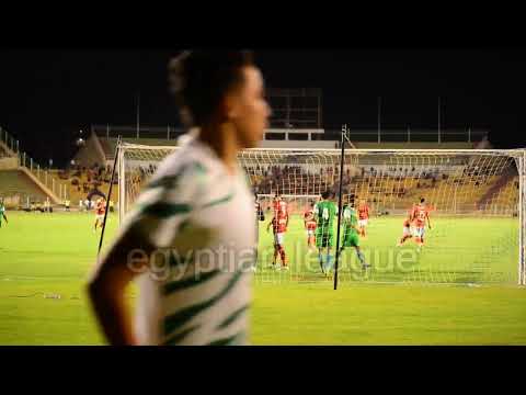 تصدي خيالي من حارس إيسترن كومباني لكرة لاعب الأهلي محمد أشرف