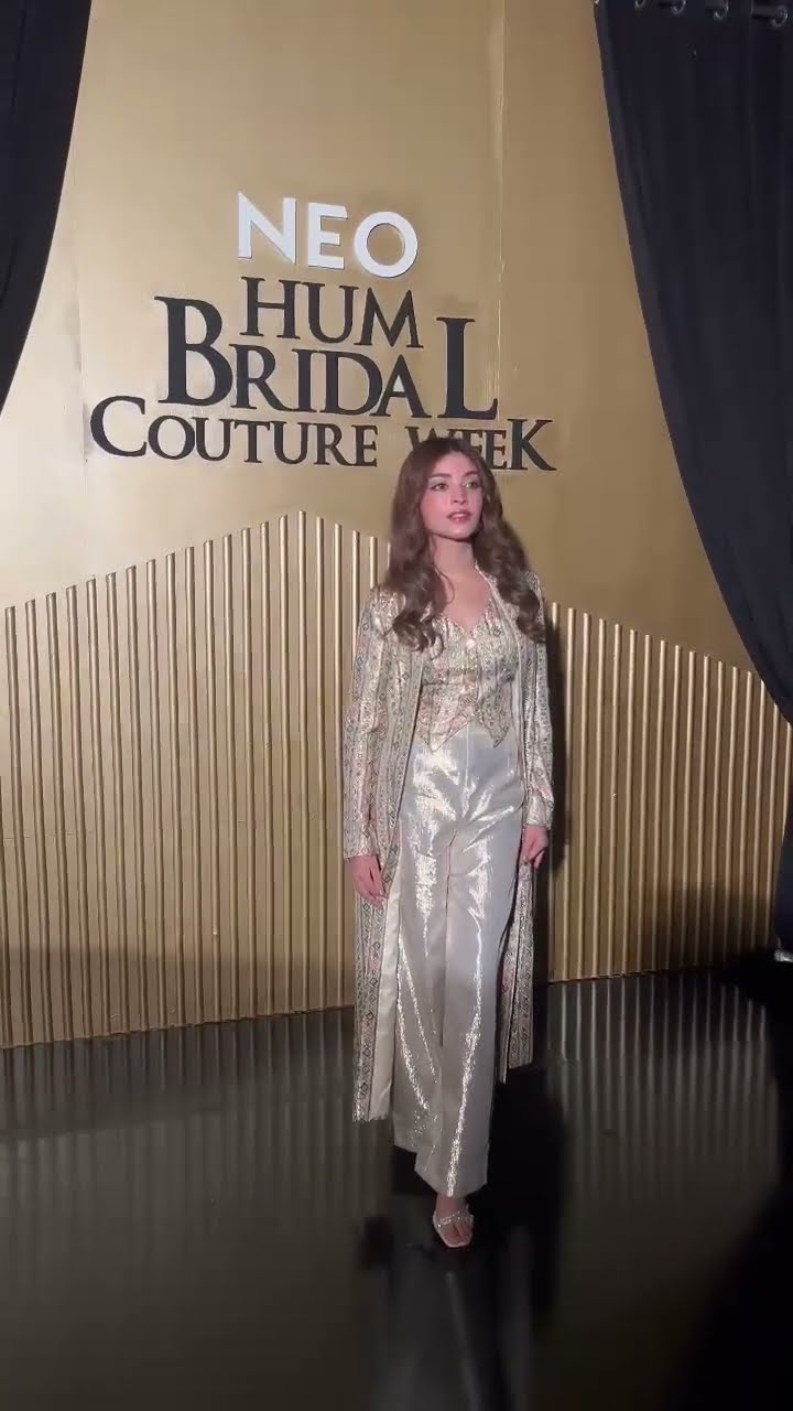 Kinza Hashmi lights up the 22nd NEO HUM Bridal Couture Week.