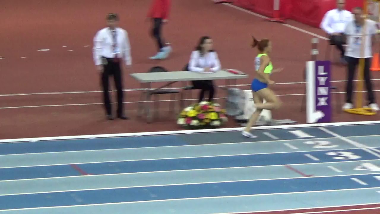 Чемпионат России. Бег 800 метров. Женщины первый забег