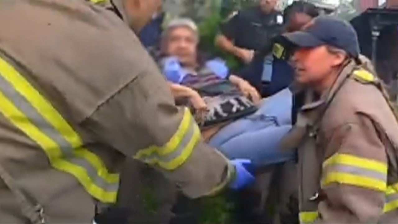 Toledo Police Officer Rescues Disabled Woman From Burning Home