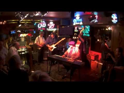 Big Jon Atkinson plays Freddie King "Love Her With A Feeling"