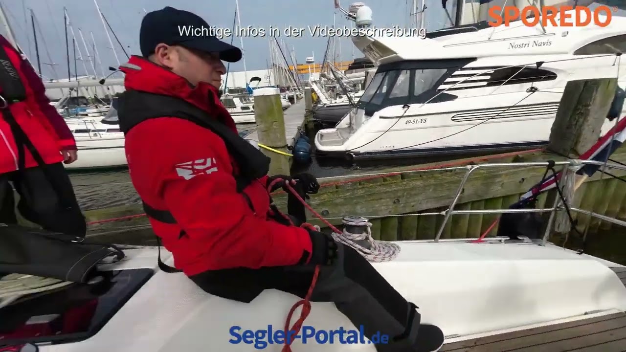 ⁣Typischer Fehler beim längsseitigen Anlegen:  Fender vor der Relingsstütze