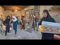 Grandma starts installing doors and windows: winter preparations