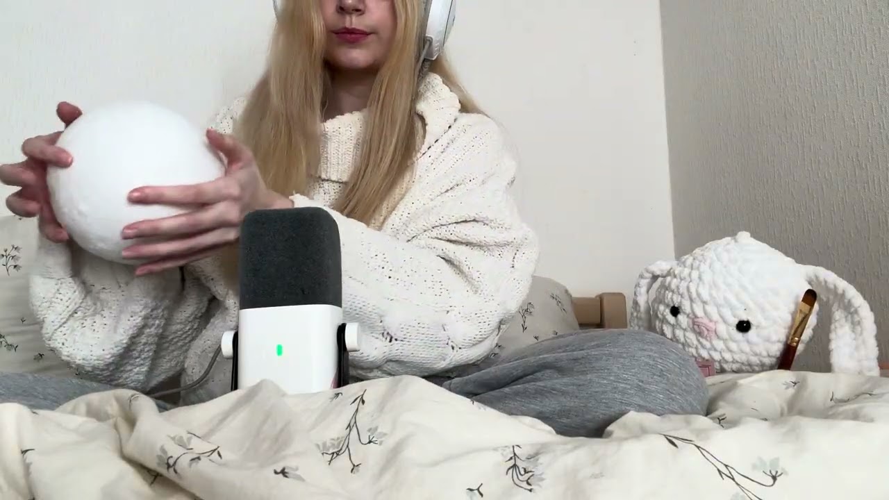 ASMR brushes and tapping for sleep ☁️‧₊˚