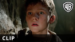 Pan Move Away From That Wall Clip - Official Warner Bros. Uk