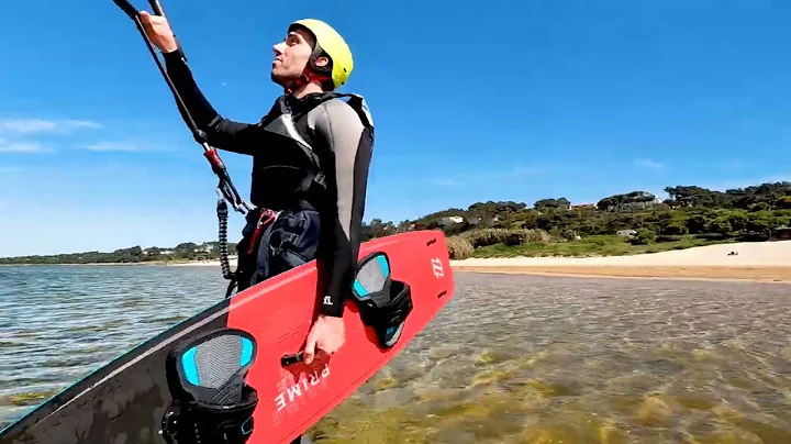 Learn how to Kitesurf // in Portugal // with Denni...