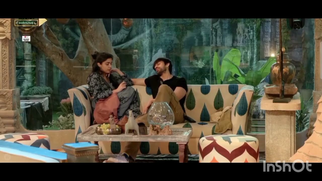 How avi consoling him 😍when she was feeling low💗✨