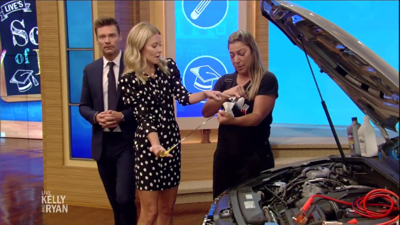 Live's School of Life: Women Auto Know
