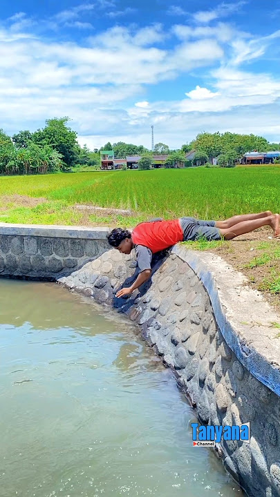 Download lagu 🔻Di Kerjain Balik🔻 #shortskomedi #komedilucu #fypシ #komedimadura #komedihiburan