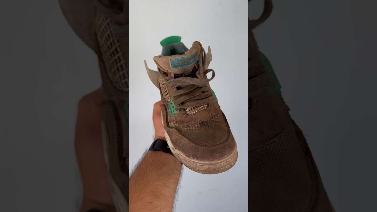 Can Shoelada clean suede?🤔 #shoelada #chulada #shoedoc #suedekit #150bucks #jordan4