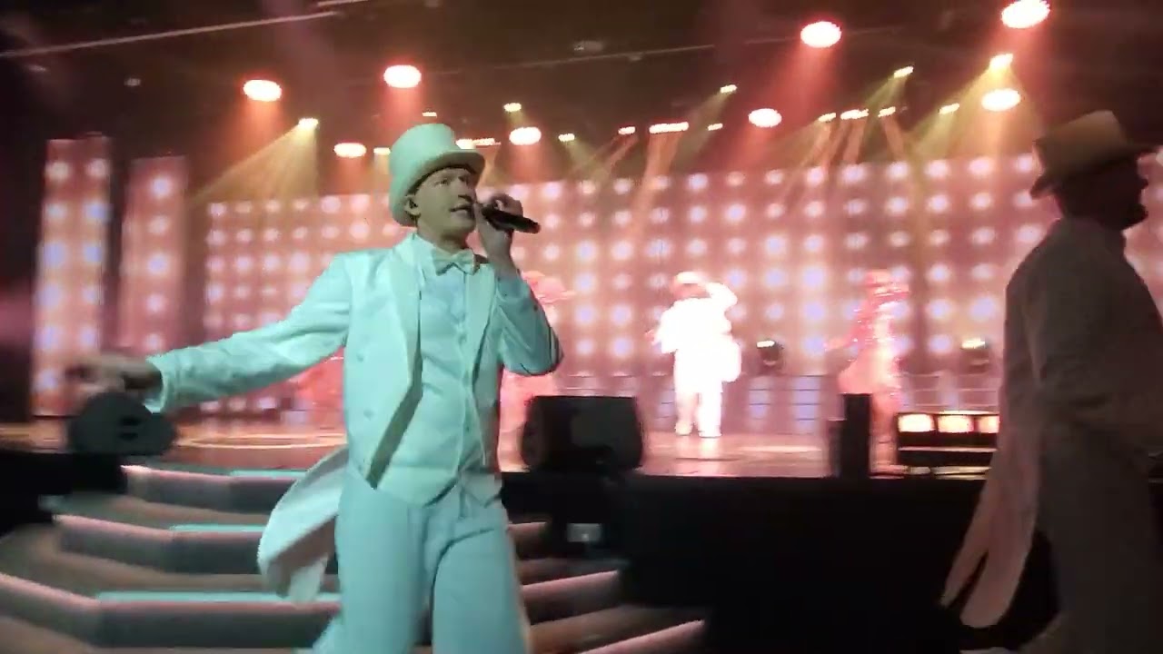 MSC Seashore final show