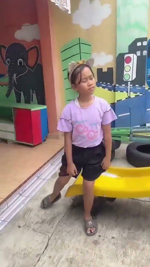 Vidio kocak dan gokil @nyaikembang1nyaikembang1 /akibat gak nurut sama ibu?