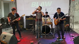 Satu Langkah Kecil (SLK) B-law band