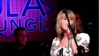 Lori Yates - She's Got You  (Patsy Cline Cover)