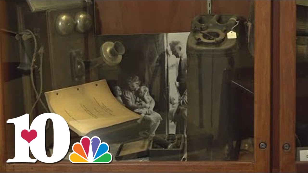 Pittman Center hosts exhibit dedicated to the doctor that delivered Dolly Parton – YouTube