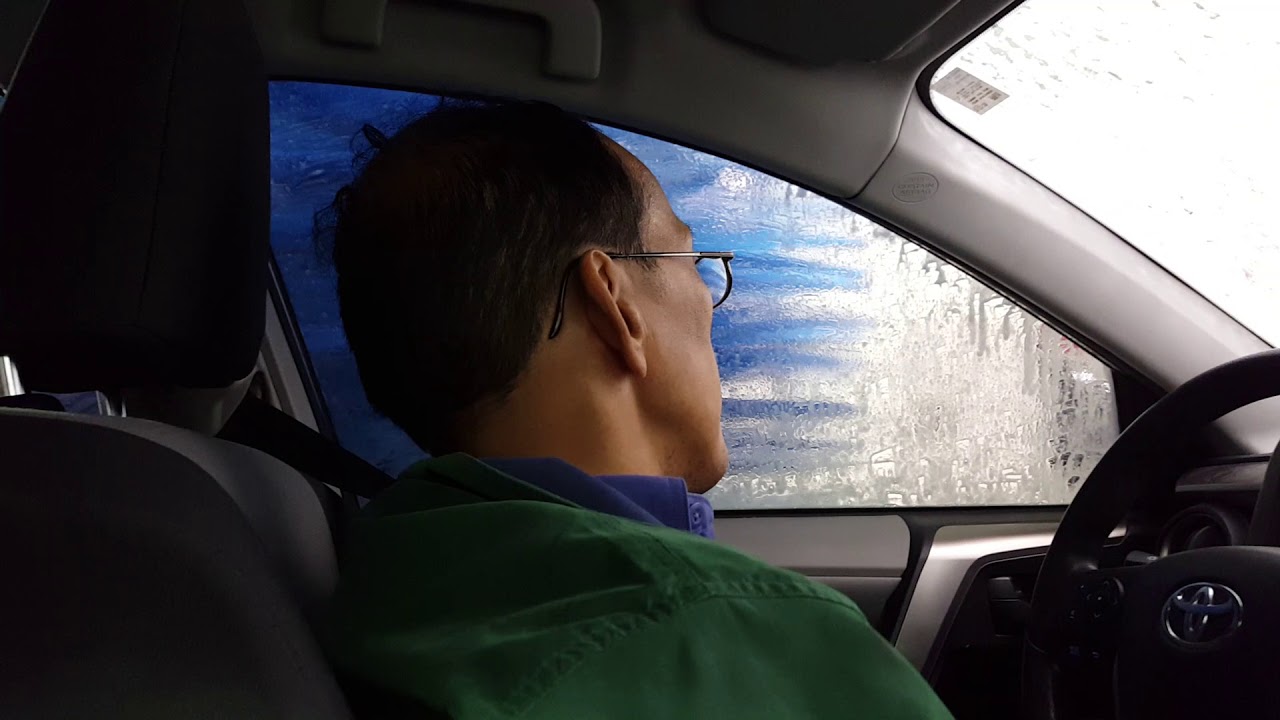 First CARWASH video on youtube!!!! Carwash Scrub a dub, Milwaukee WI