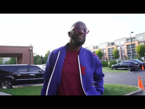 Rickey Smiley's Familiar Fit