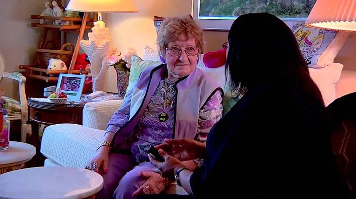 Living With Low Vision: Stories of Hope and Indepe...