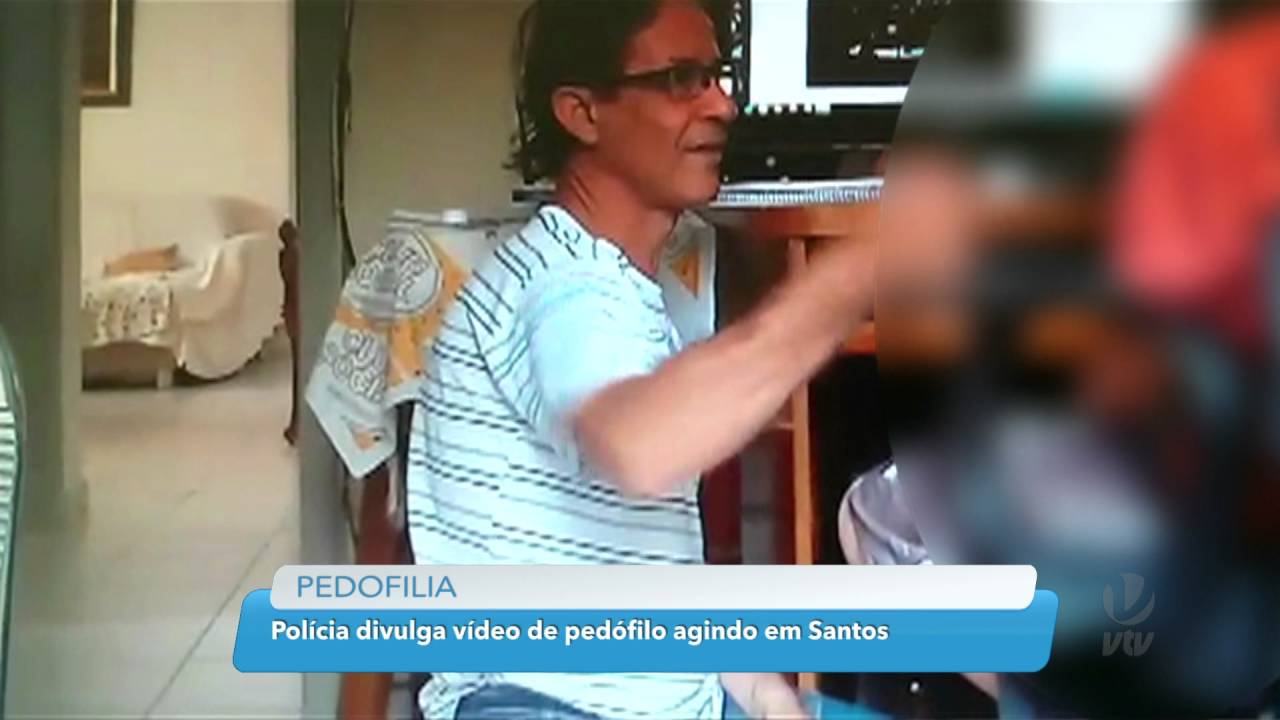 Polícia divulga vídeo de pedófilo acariciando uma criança em Santos