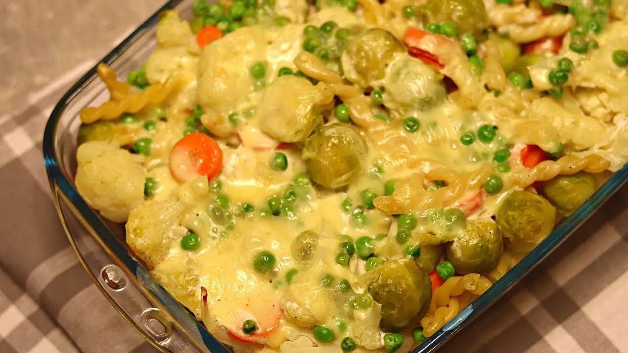 Ich habe Nudelauflauf noch nie so lecker gegessen! Rosenkohl Blumenkohl Auflauf mit Raclette Rezept