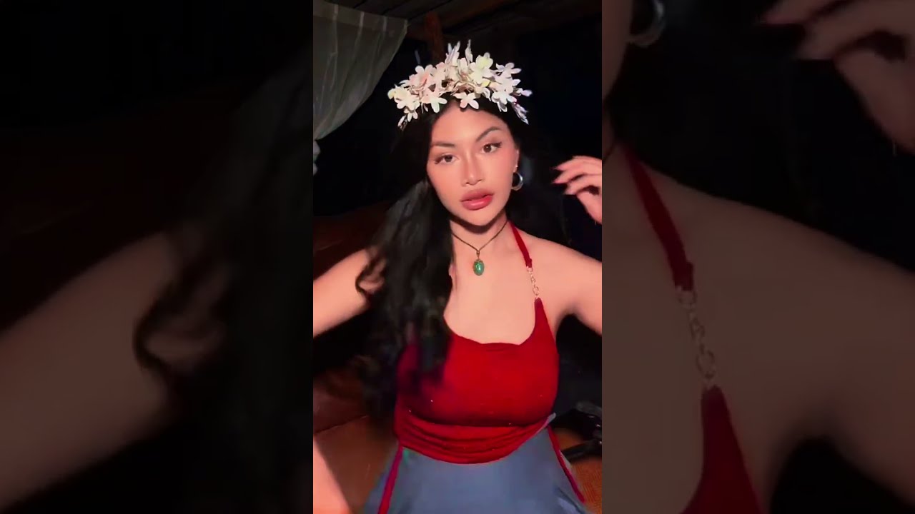 Night Vibes Sitting and Talking Freely 