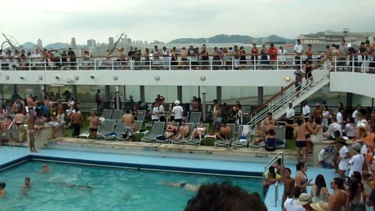 Cruzeiro Zenith Saindo Do Porto De Santos Youtube