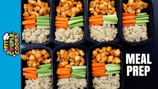 How to meal prep buffalo chicken! we include all of the necessities -
blue cheese, celery, carrots and course, perfect for super bowl...