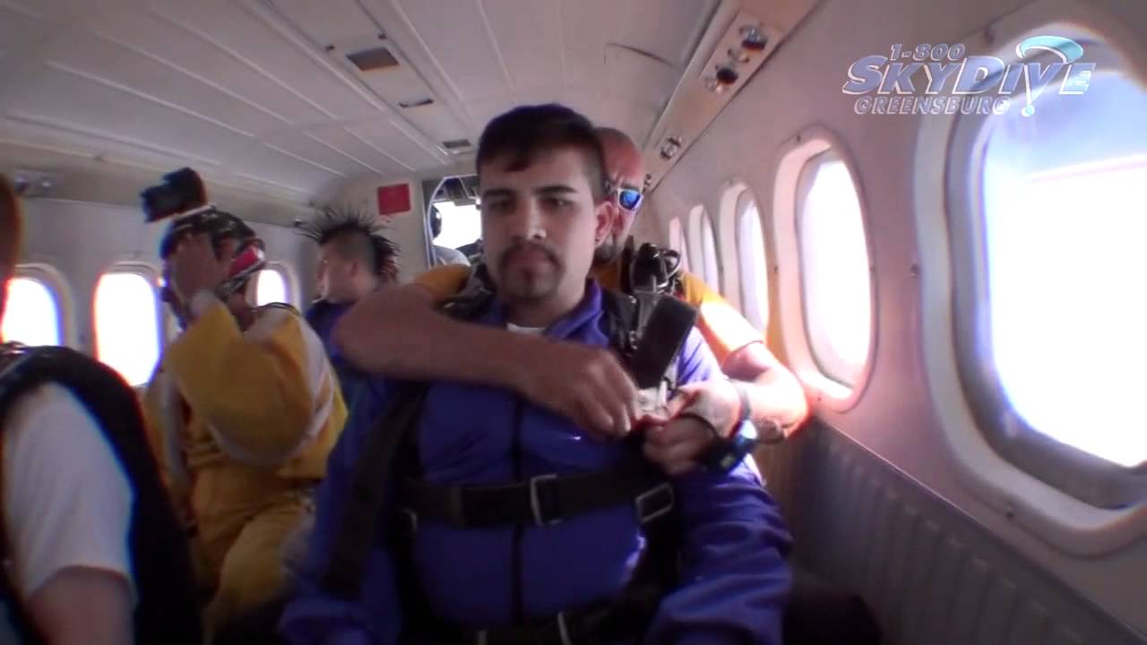Jose Nava's Tandem skydive!