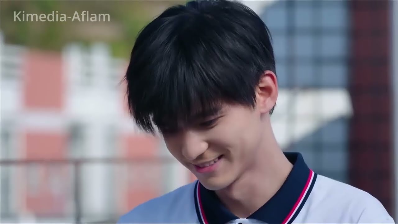 نجم مشهور يقع في حب بنت ريفية شقية فشغلته في الغيط وخدت يوميته