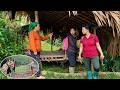 Having nowhere to stay, Chien and her mother had no choice but to seek Khanh's help.