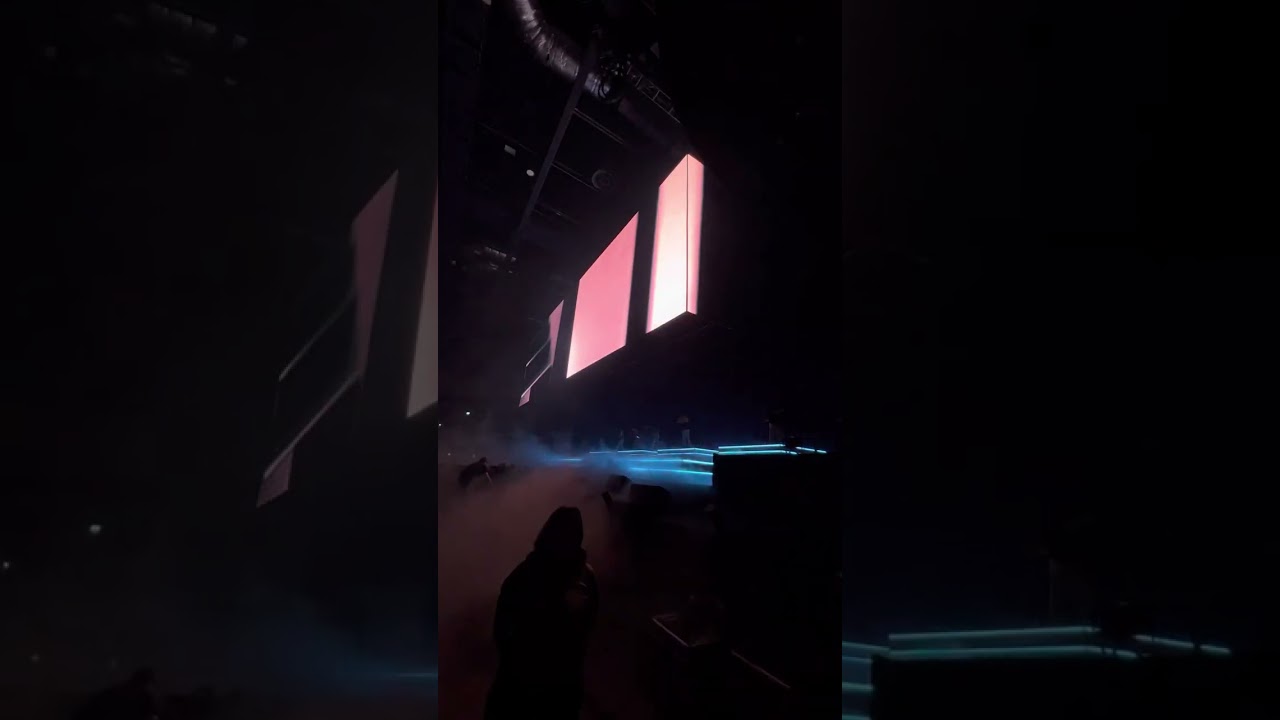 Lewis Capaldi - Cardiff International Arena - Opening Sequence