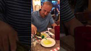 How to dip your bread in olive oil