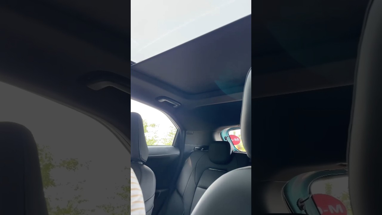 Tata Nexon iCNG gets panoramic sunroof!