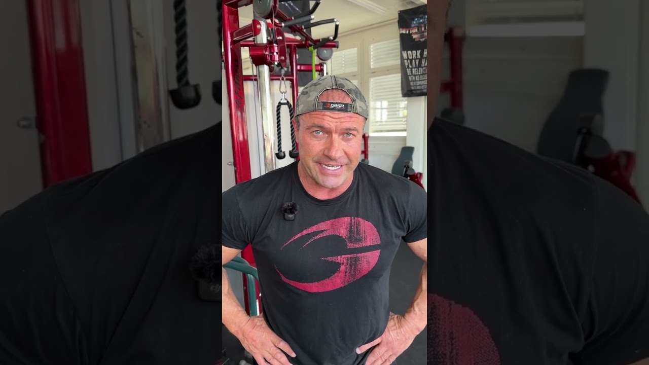 Titelbild des Kundenvideos von LifeFitness 24