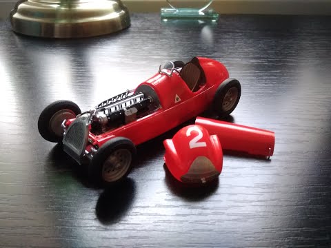特価 Mebe Toys (1/24) アルファロメオ 159 Alfetta Směr 1/24 Alfa Romeo 159 