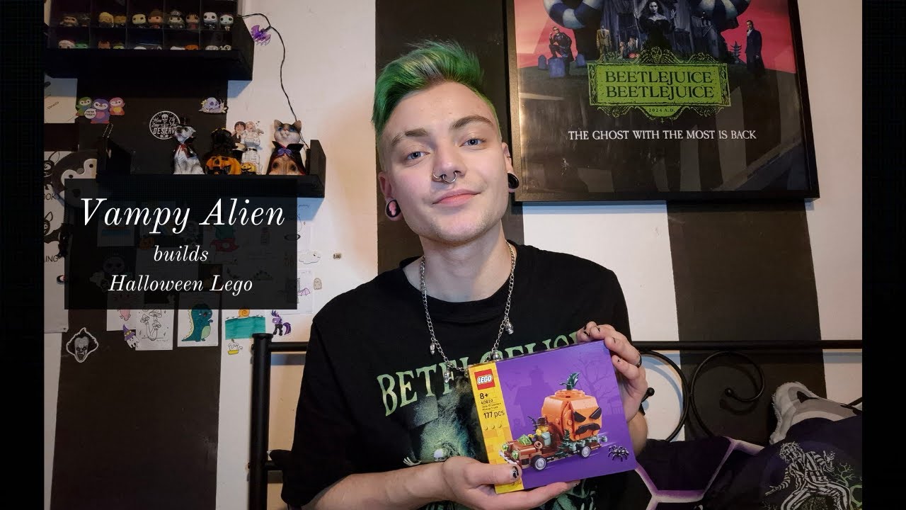 Building Halloween Lego while introducing Vampy Alien!