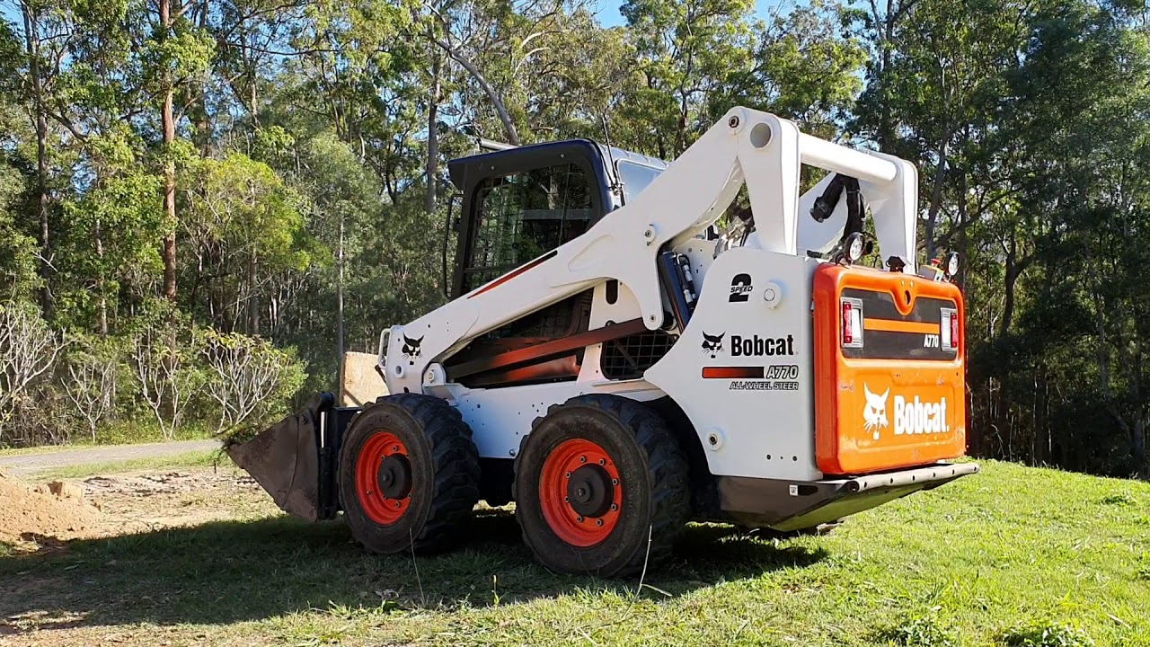4 wheel steer Bobcat Gold Coast Hire YouTube